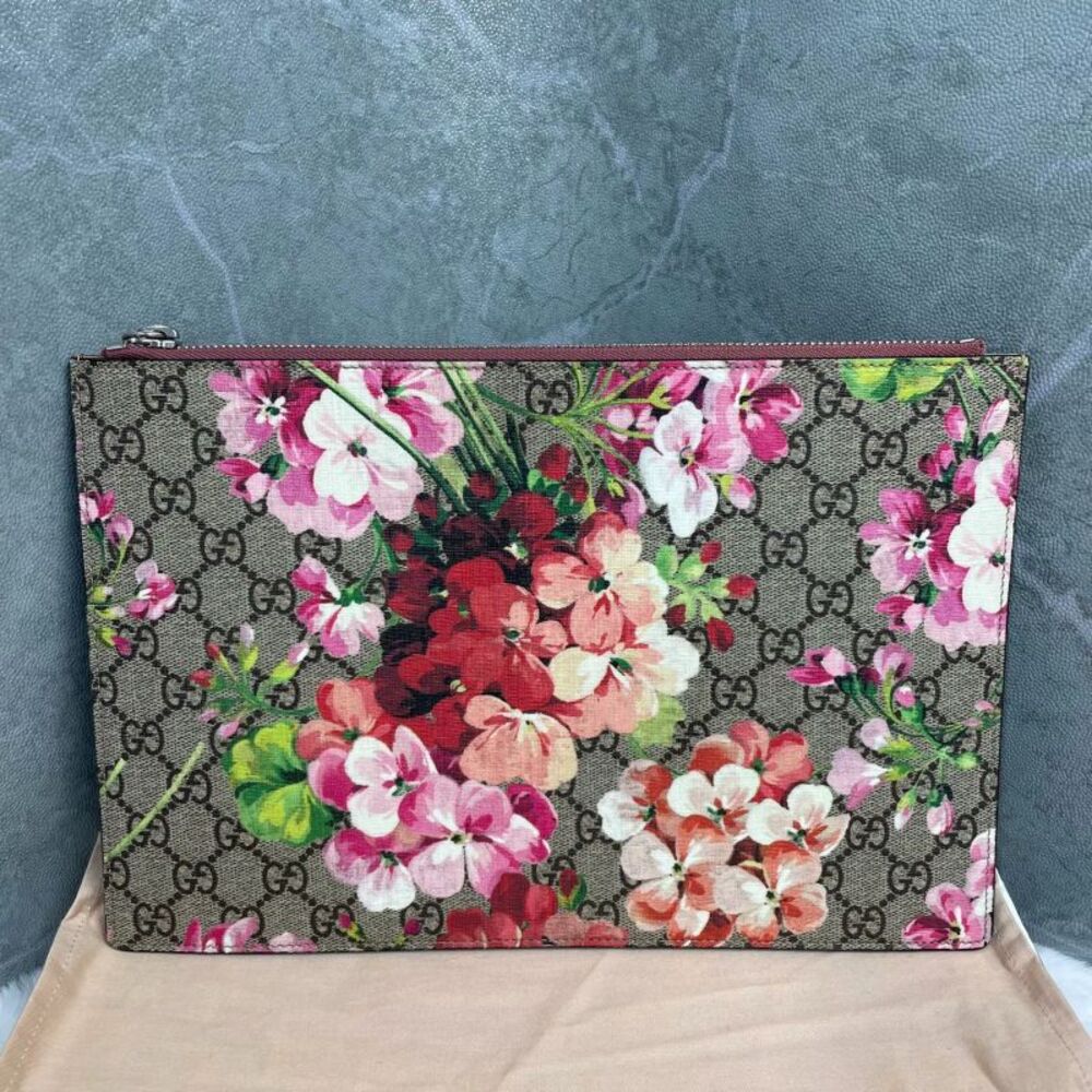 Gucci Women Pre-Loved Bag Very Good Condition